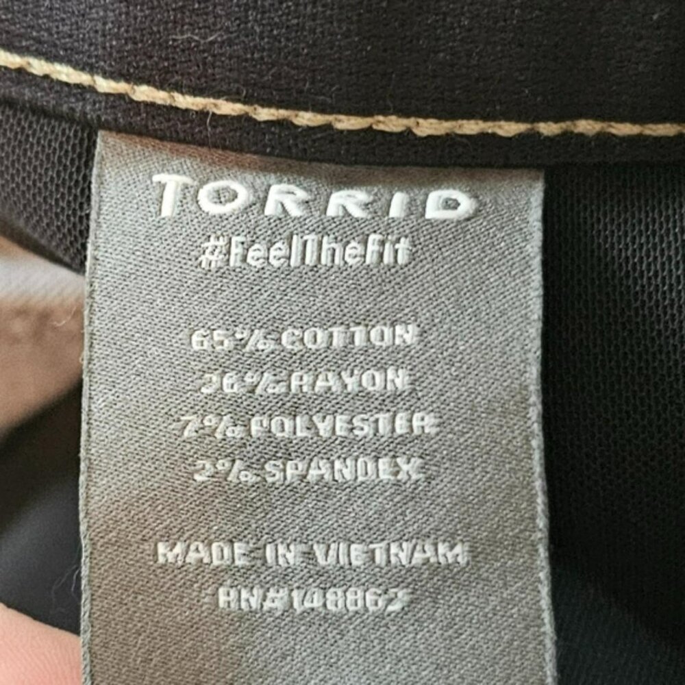 Torrid Bombshell 8 Premium - image 6